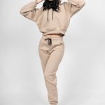 Γυναικείο Free Style Set Μπεζ - Crop με Κουκούλα και Παντελόνι με Λάστιχο στο Τελείωμα του Ποδιού